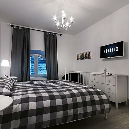 Chiatamone Seaside Suite Napoli Esterno foto
